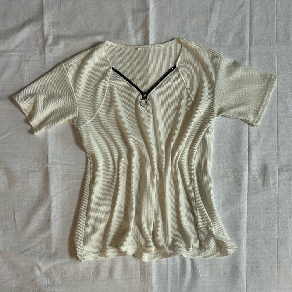 White Waffle Knit Blouse with Zipper Chest Women’s size Large